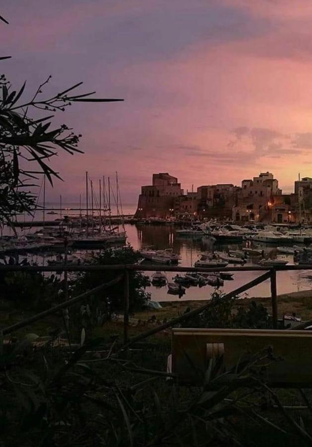 Home Holiday Kalanto كاستيلاّماري ديل غو المظهر الخارجي الصورة